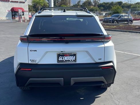 New 2026 Toyota C-HR image 4