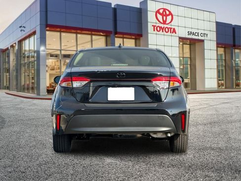 New 2026 Toyota Corolla LE FWD image 5