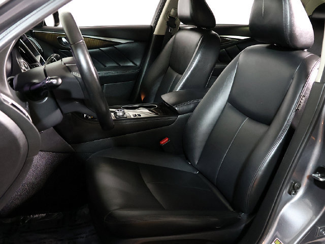 Used 2018 INFINITI Q50 Luxe AWD/4WD image 4