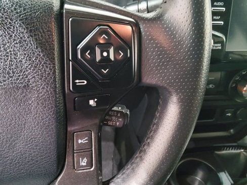 Used 2022 Toyota 4Runner TRD Off-Road Premium image 29