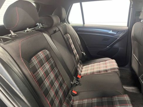 Used 2018 Volkswagen Golf 4-Door image 13