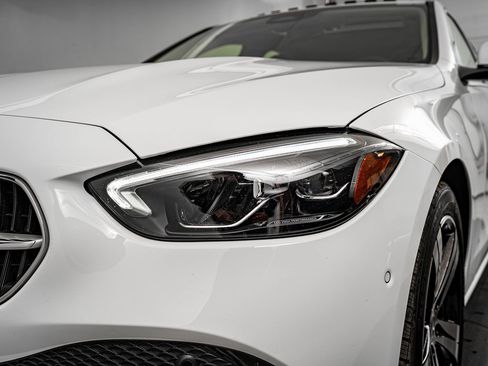 Certified 2025 Mercedes-Benz C 300 4MATIC Sedan image 16