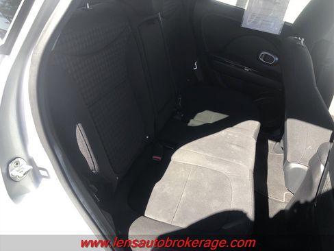 Used 2015 Kia Soul ! image 19