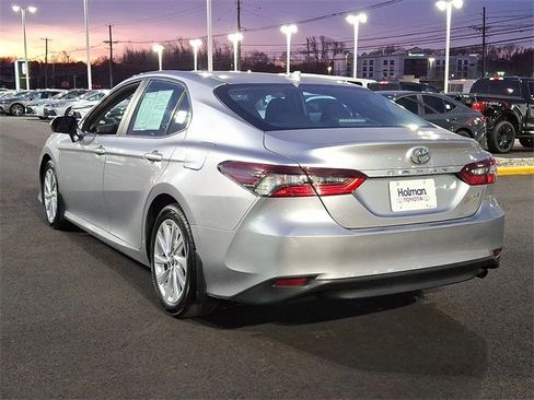 Certified 2023 Toyota Camry LE image 5
