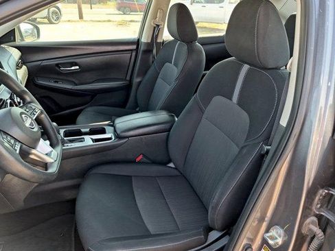 Used 2024 Nissan Sentra SV w/ Trunk Package FWD image 18
