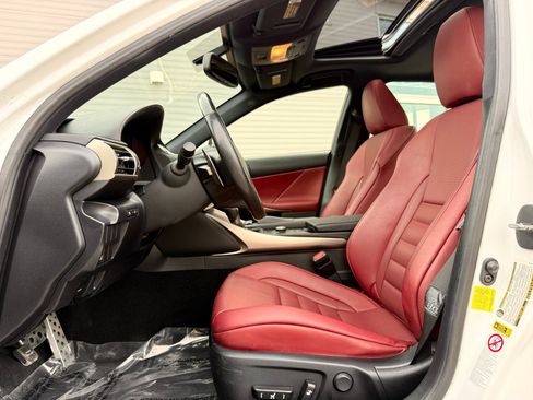 Used 2016 Lexus IS 200t w/ F Sport Package RWD image 21