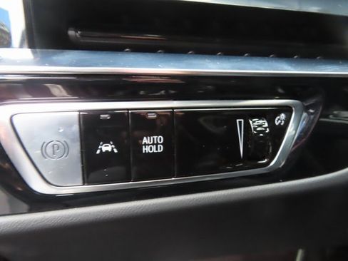 Used 2024 Cadillac Lyriq Luxury w/ LPO, Floor Liner Package image 31