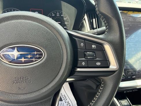 Used 2024 Subaru Outback Premium AWD/4WD image 11