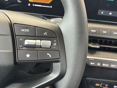 New 2026 Kia K4 FWD image 36