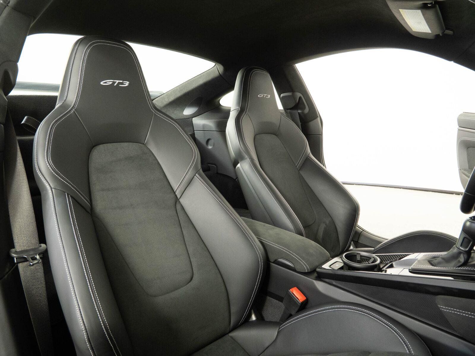 Used 2024 Porsche 911 GT3 RWD image 19