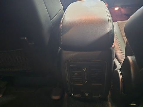 Certified 2022 Jeep Grand Cherokee Laredo X image 34