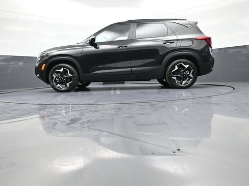 Certified 2025 Kia Seltos S AWD/4WD image 32