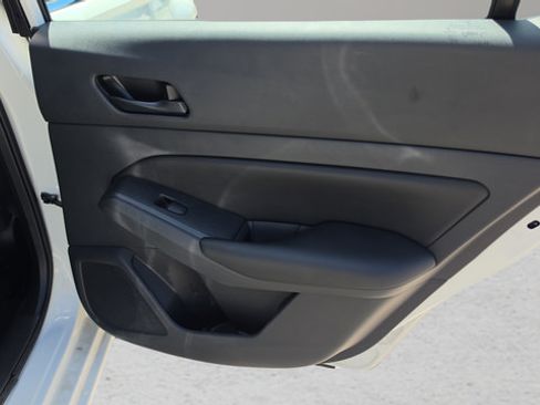 Certified 2025 Nissan Altima 2.5 S FWD image 28