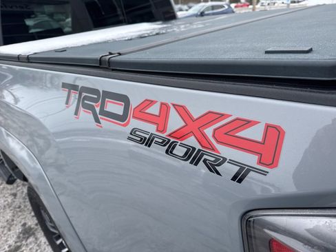 Used 2021 Toyota Tacoma TRD Sport image 10