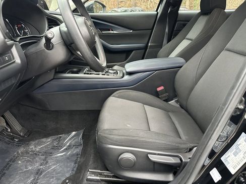 Used 2021 MAZDA CX-30 FWD 2.5 S image 10