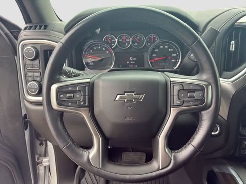 Used 2021 Chevrolet Silverado 1500 LT Trail Boss w/ Convenience Package II AWD/4WD image 18