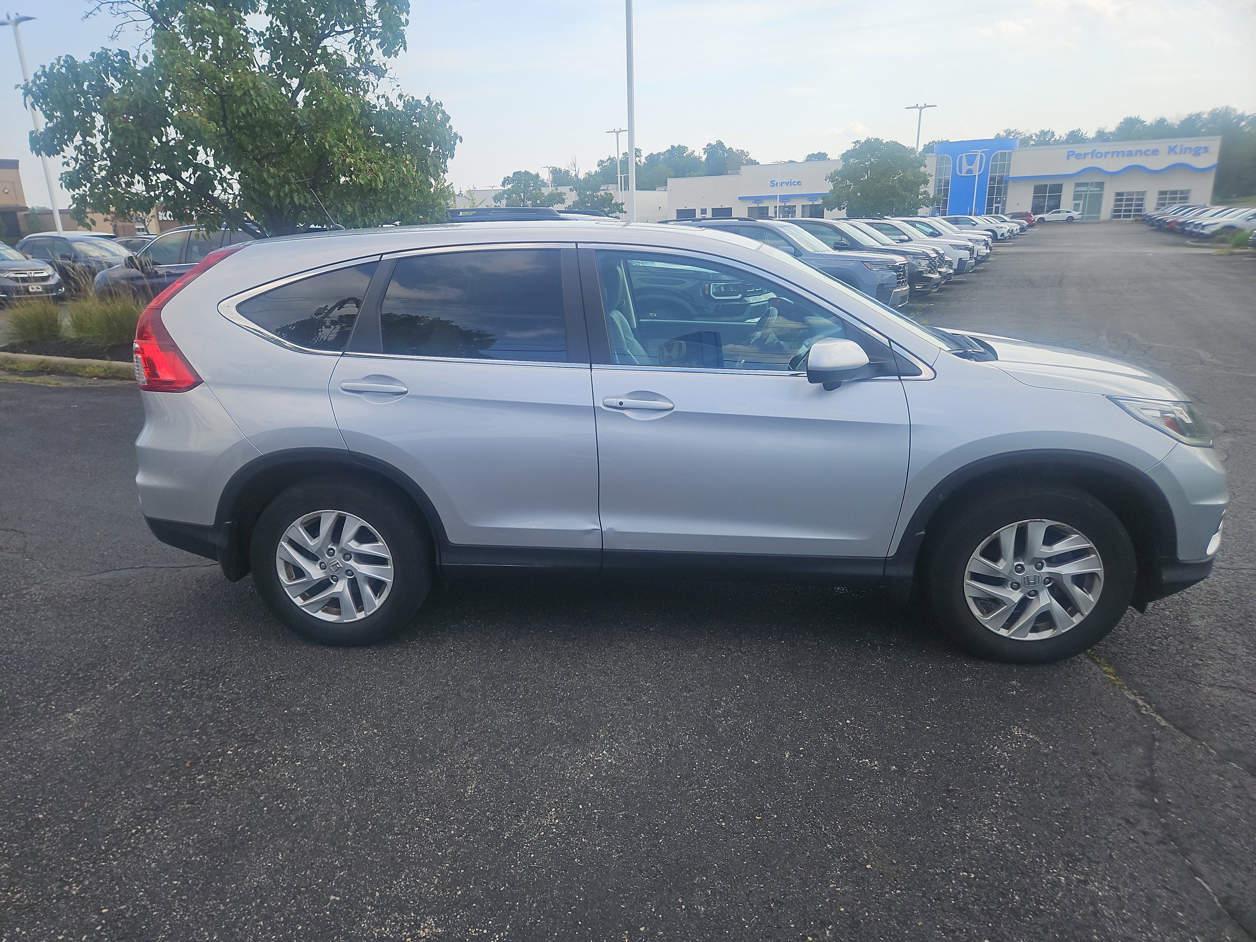 Used 2016 Honda CR-V EX image 17