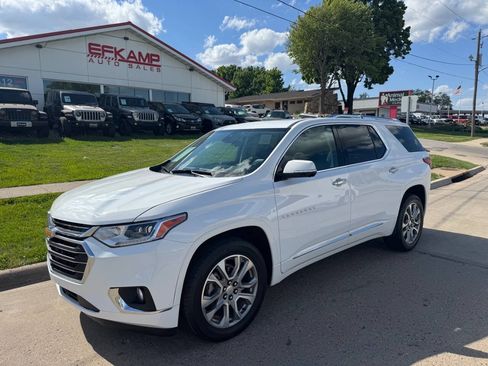 Used 2020 Chevrolet Traverse Premier AWD/4WD image 1