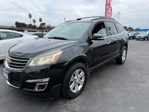 Used 2013 Chevrolet Traverse LT image 4