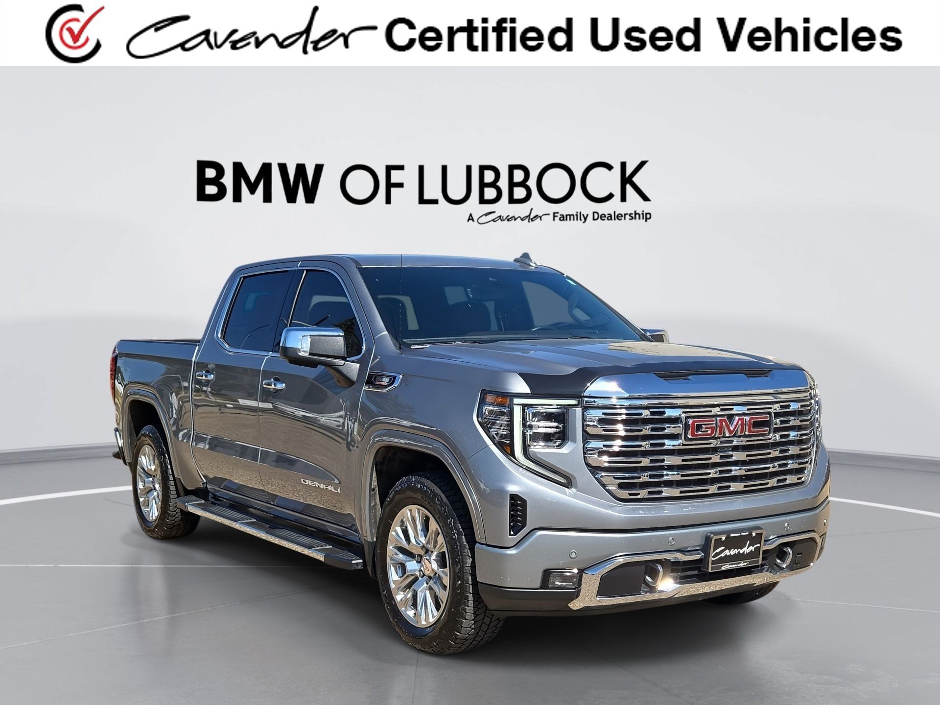 Used 2024 GMC Sierra 1500 Denali w/ Technology Package AWD/4WD image 1