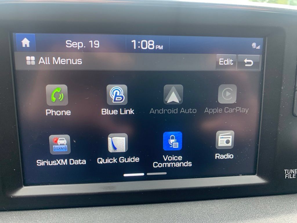 Used 2020 Hyundai Santa Fe SEL w/ Convenience + Premium Package AWD/4WD image 23