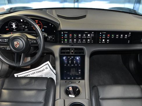 Used 2023 Porsche Taycan image 10