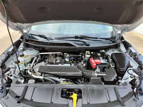 Used 2024 Nissan Rogue S FWD image 16