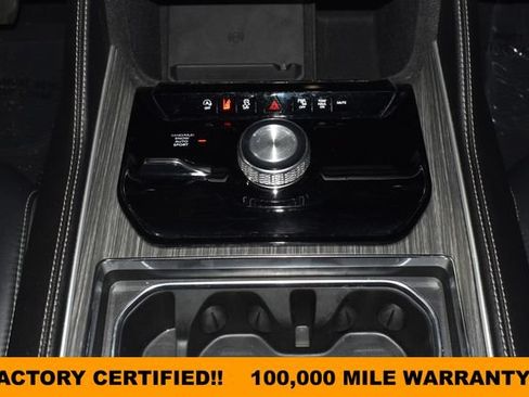 Certified 2024 Jeep Wagoneer L Series II w/ Flexible Seating Group AWD/4WD image 14