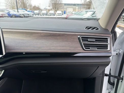 New 2026 Volkswagen Atlas SEL Premium R-Line image 52