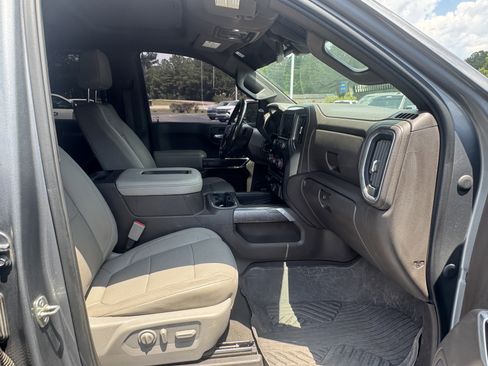 Used 2020 Chevrolet Silverado 1500 LTZ w/ LTZ Premium Package image 14