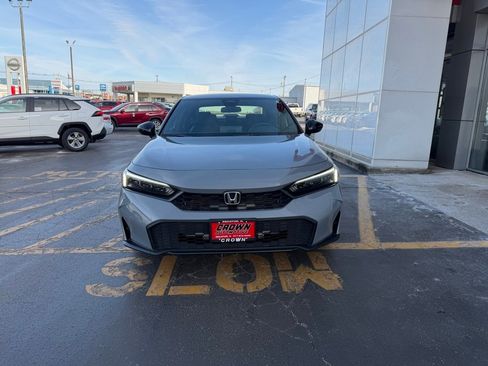 Used 2025 Honda Civic Sport image 2
