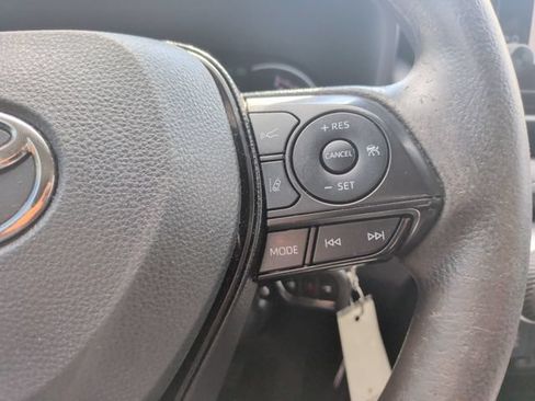 Used 2023 Toyota RAV4 LE FWD image 19