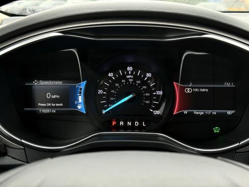 Used 2018 Ford Fusion SE w/ Equipment Group 602A FWD image 30