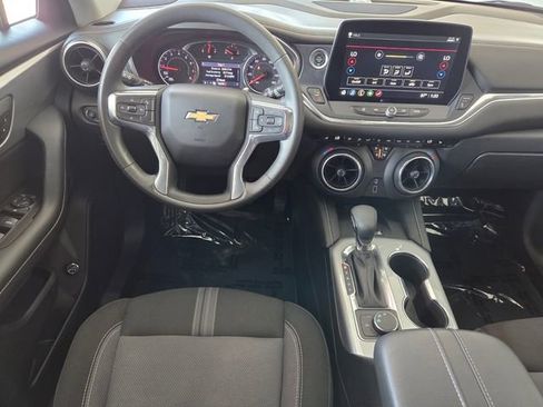 Used 2023 Chevrolet Blazer LT w/ Convenience Package FWD image 8