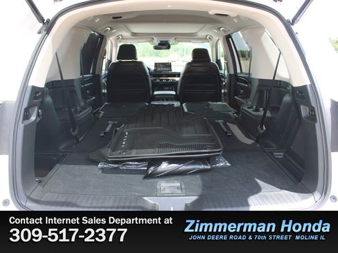 Certified 2024 Honda Pilot Elite image 6