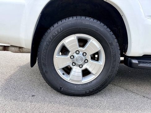 Used 2007 Toyota 4Runner SR5 AWD/4WD image 40