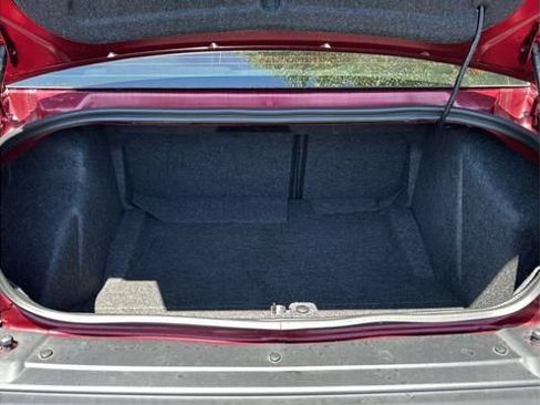 Used 2022 Dodge Challenger R/T Scat Pack RWD image 5