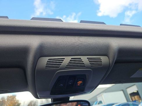 Used 2014 BMW 228i Coupe image 19