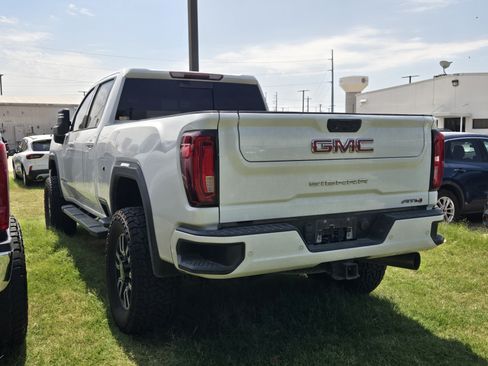 Used 2020 GMC Sierra 2500 AT4 AWD/4WD image 6