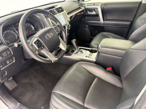 Used 2024 Toyota 4Runner Limited image 4