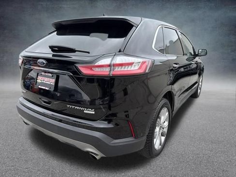 Used 2019 Ford Edge Titanium w/ Equipment Group 301A FWD image 6