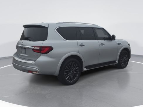 Used 2023 INFINITI QX80 Sensory w/ Cargo Package AWD/4WD image 3