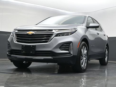 Used 2024 Chevrolet Equinox LT FWD image 37