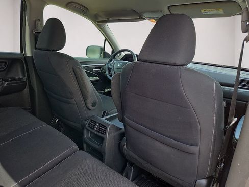 Used 2021 Honda Ridgeline Sport image 11