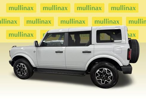 New 2026 Ford Bronco Outer Banks image 16