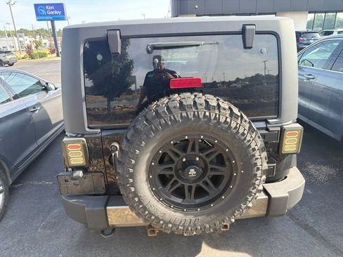 Used 2014 Jeep Wrangler Sport AWD/4WD image 5