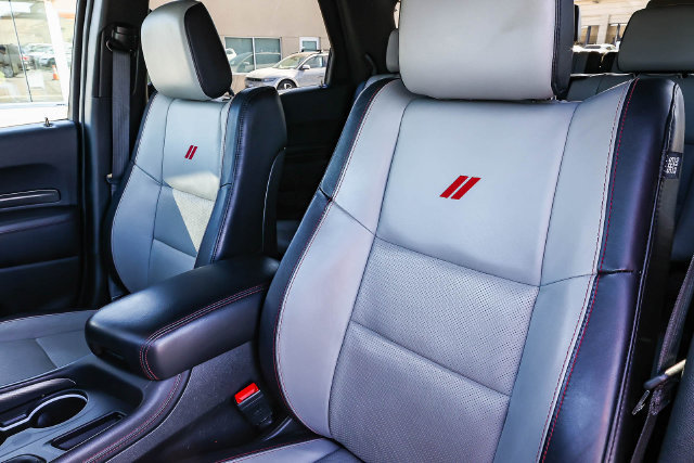 Used 2024 Dodge Durango GT RWD image 28