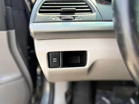 Used 2010 Honda Accord EX-L image 16