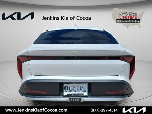 New 2026 Kia K4 FWD image 6