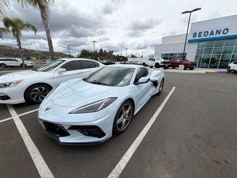 Used 2020 Chevrolet Corvette Stingray Coupe w/ Z51 Performance Package RWD image 9